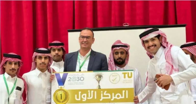 25-مشروعا-مبتكرا-بفعالية-التميز-في-كلية-رنية