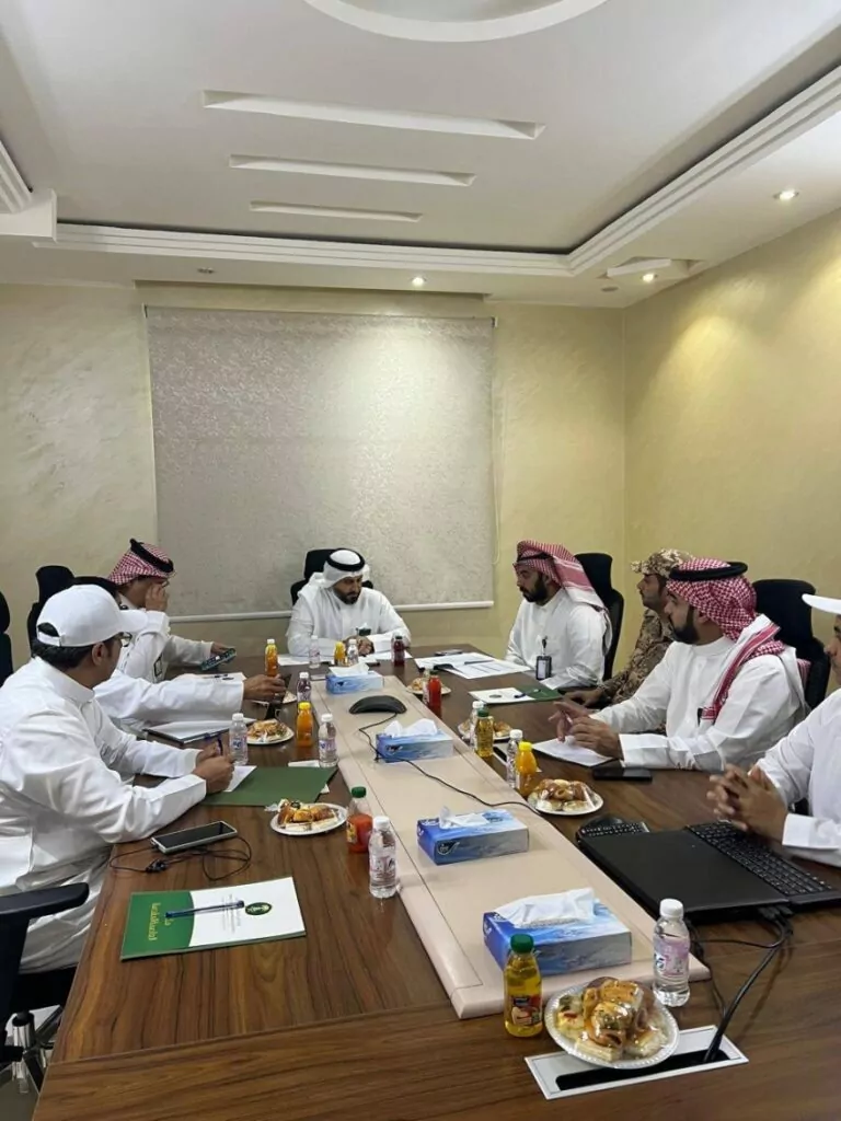بيئة-مكة-تبحث-آليات-الحد-من-الظواهر-السلبية-في-محيط-المسالخ