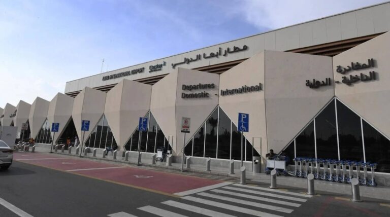 تمديد-تطوير-مطار-أبها-لمدة-شهرين