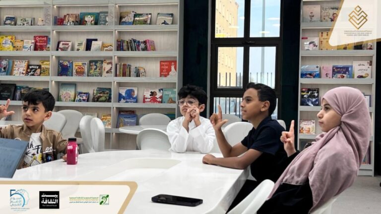 ”المترجم-الصغير“.-مبادرة-لتعليم-الأطفال-لغة-الإشارة-بالدمام