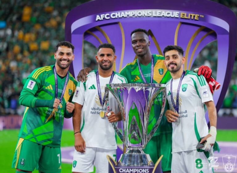 الأهلي-يرسخ-جذوره-التاريخية-بأول-كأس-«نخبة»