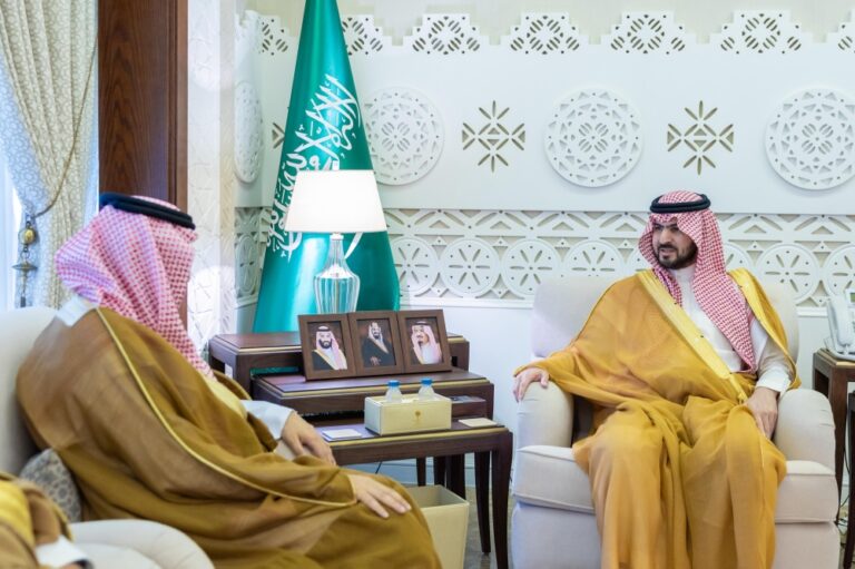 نائب-أمير-المنطقة-الشرقية-يستقبل-الرئيس-التنفيذي-للهيئة-السعودية-للسياحة