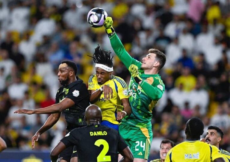 ريمونتادا-خيالية.-بكبرياء-المتصدر-الاتحاد-يقلبها-على-النصر