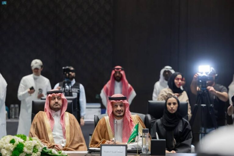 باعشن-يشارك-في-اجتماع-تنفيذي-اللجان-الأولمبية-الخليجية-بالكويت