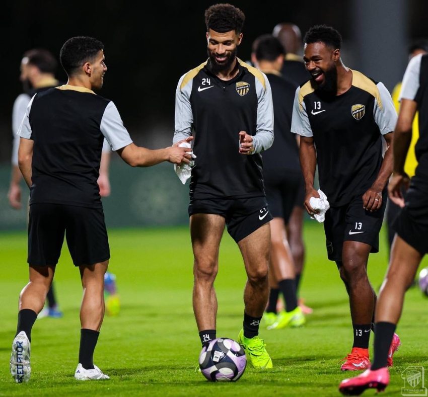 الاتحاد-يتحدى-النقص-وعناد-الفيحاء-في-مرحلة-حبس-الأنفاس
