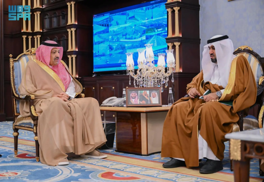 الأمير-حسام-بن-سعود-يستقبل-رئيس-وأعضاء-مجلس-إدارة-غرفة-الباحة