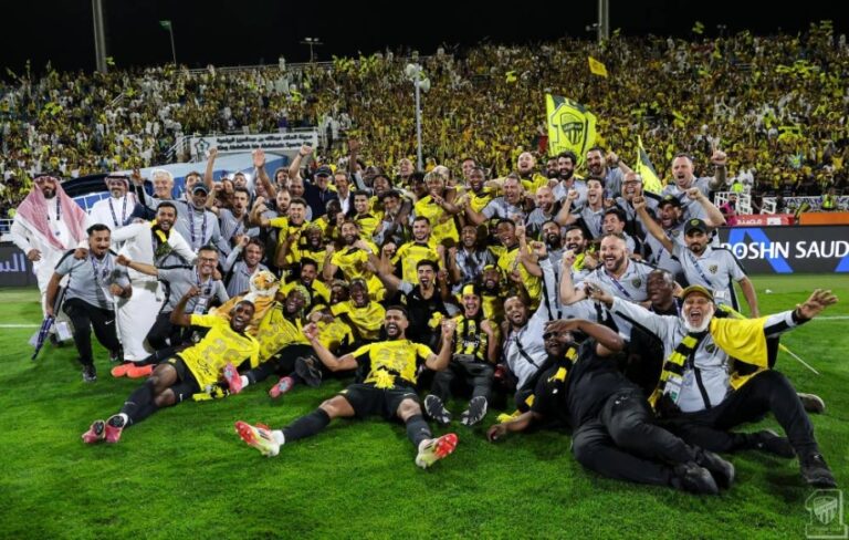احتفالات-مستمرة-في-الاتحاد-بالدوري-وباقي-التتويج-الرسمي