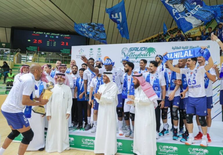 الهلال-يُتوَّج-بطلاً-للدوري-…-والخليج-يكمل-المثلث