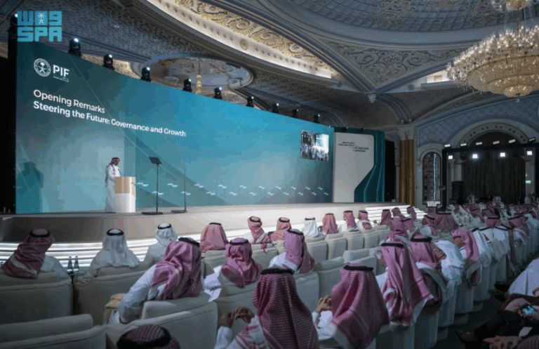 الاستثمارات-العامة-يجمع-أكثر-من-1000-من-أعضاء-مجالس-الإدارة-وتنفيذيي-شركاته-من-المملكة-والعالم-ضمن-ملتقى-أعضاء-مجالس-الإدارة