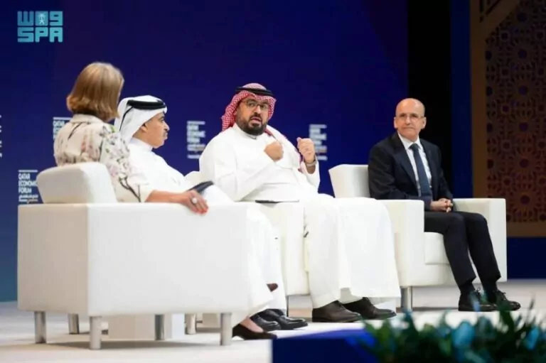 وزير-الاقتصاد-يؤكّد-على-مواصلة-تنفيذ-الإصلاحات-لتعزيز-فرص-الاستثمار-وتحسين-بيئة-الأعمال-تحقيقًا-لرؤية-المملكة-2030