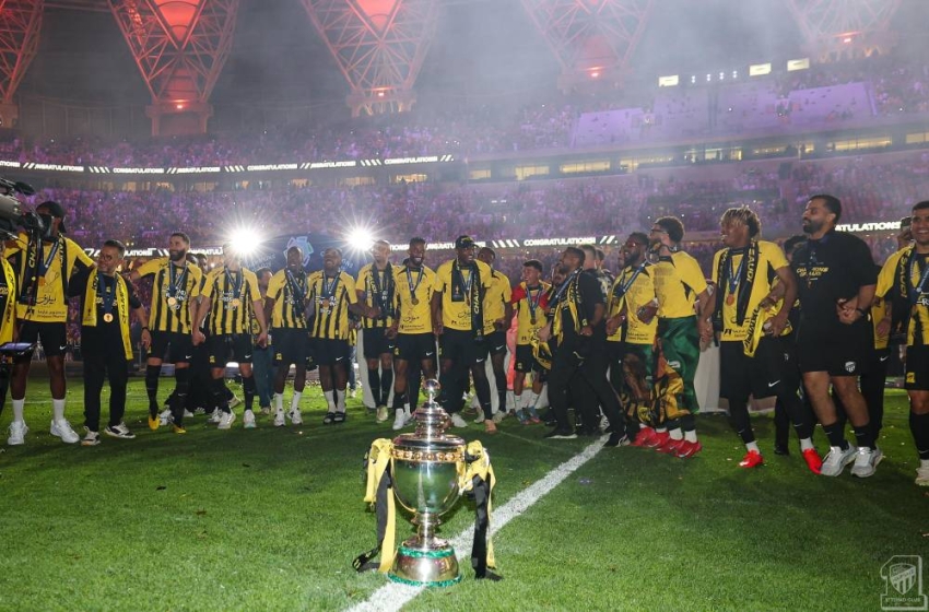 الكأس-يعلق-احتفالات-لاعبي-الاتحاد