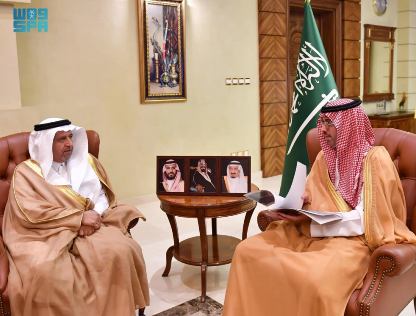مُحافظ-جدة-يستقبل-نائب-وزير-النقل-والخدمات-اللوجستية-لشؤون-الطرق