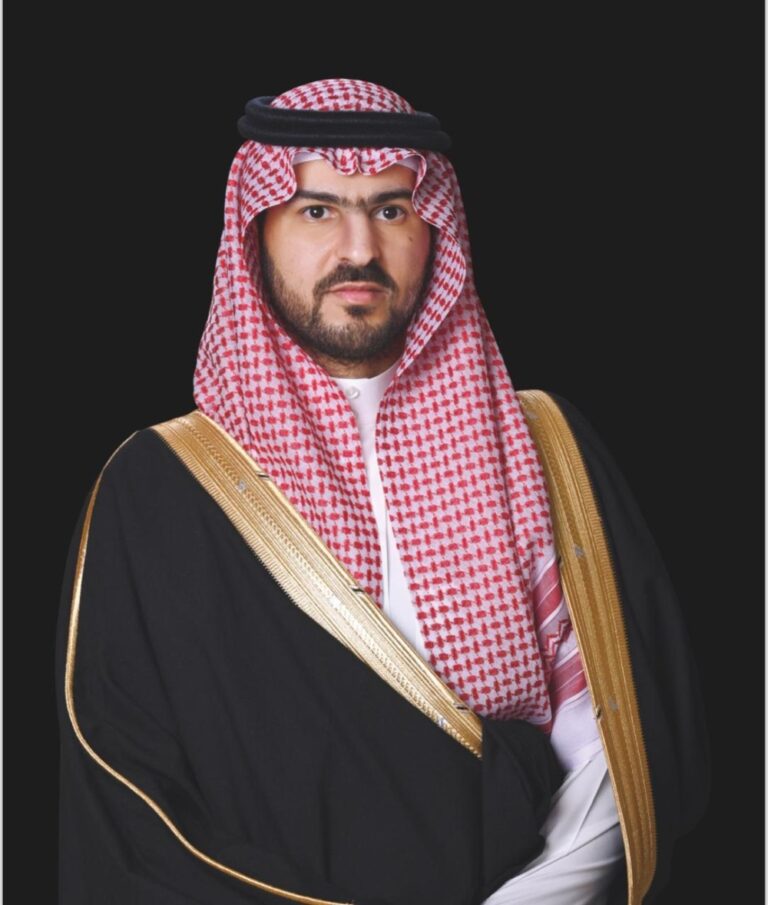 نائب-أمير-الشرقية-يهنئ-القيادة-بمناسبة-نجاح-موسم-الحج-1446هـ