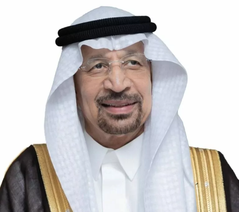 الفالح-يرأس-وفد-المملكة-في-قمة-الشراكة-والاستثمار-السعودية-–-البريطانية