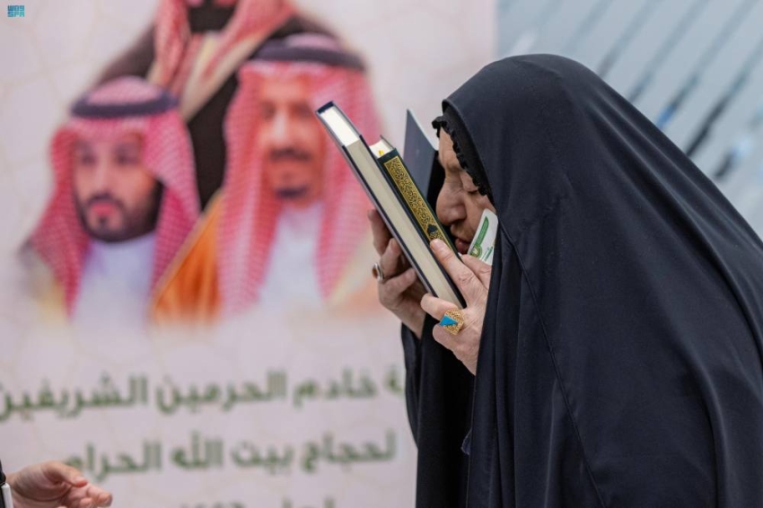 منفذ-جديدة-عرعر-يودّع-الدفعة-الأولى-من-الحجاج-العراقيين-المغادرين
