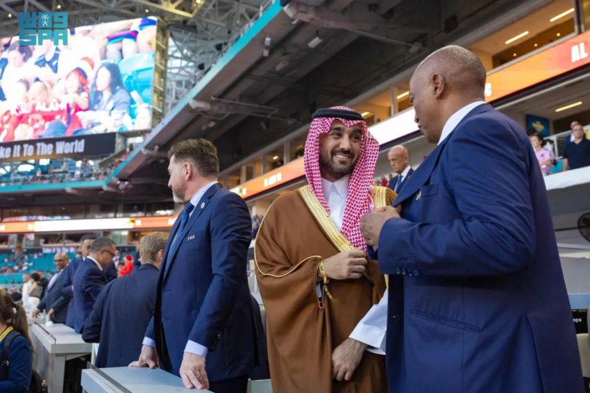 وزير-الرياضة-يشهد-المباراة-الافتتاحية-لبطولة-كأس-العالم-للأندية-2025-في-الولايات-المتحدة-الأمريكية
