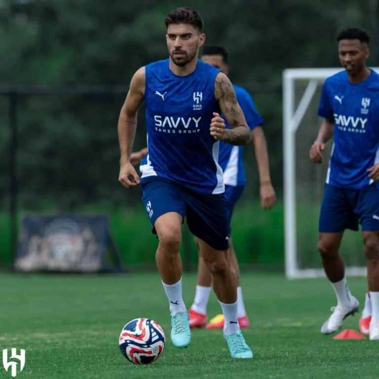 الهلال-يرفع-درجات-الاستعداد-لمواجهة-الريال