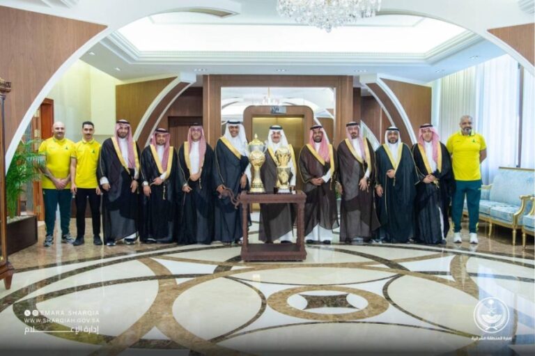 أمير-الشرقية-يستقبل-إدارة-نادي-الخليج