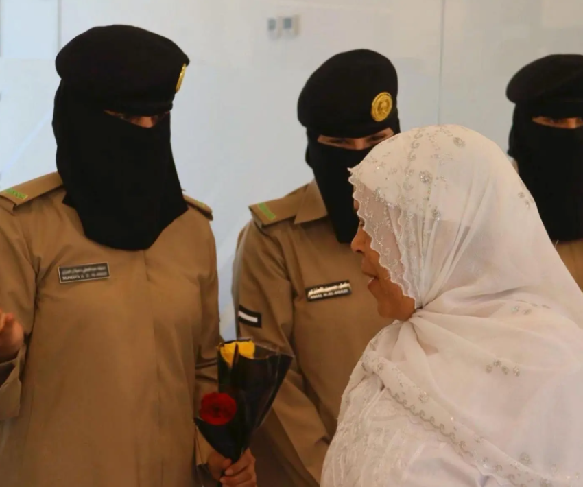 حرس-الحدود-يسهل-إجراءات-مغادرة-ضيوف-الرحمن-عبر-منفذ-حالة-عمار