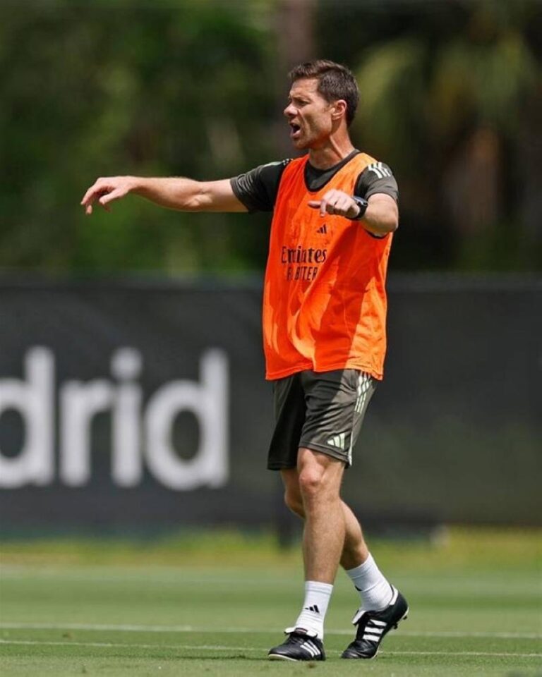 تشابي-يستعين-بـ-«دورون»-في-تدريب-الريال