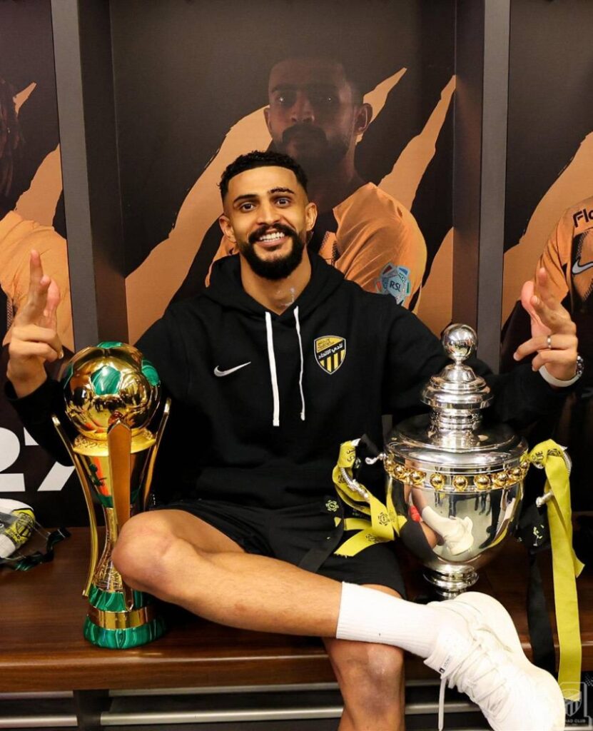 هذه-تجربة-اعتز-بها.-العمري-مودعاً-جماهير-الاتحاد