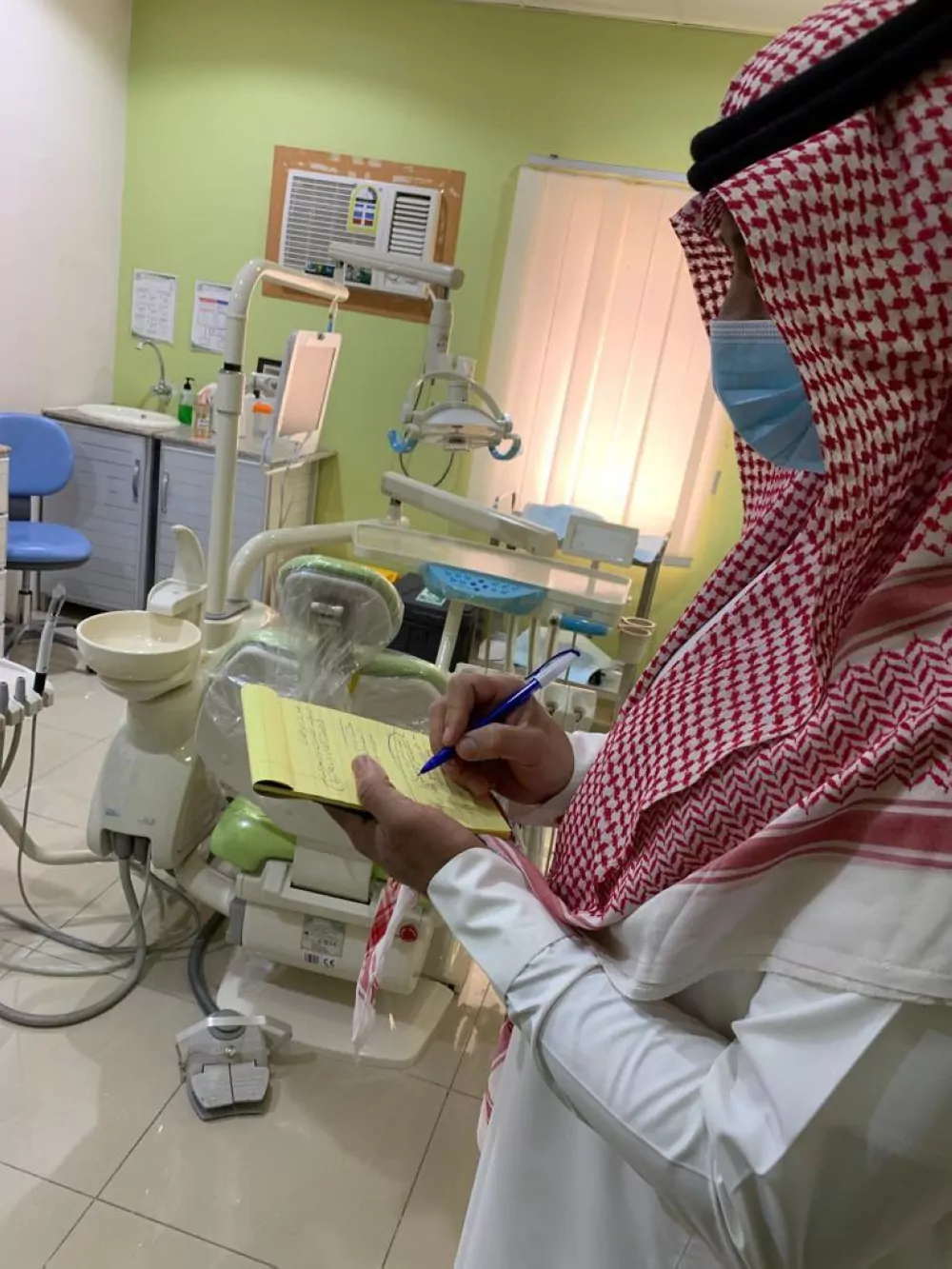 3-عيادات-كحد-أدنى-وإسعاف-حديث.-شروط-جديدة-للمجمعات-الطبية