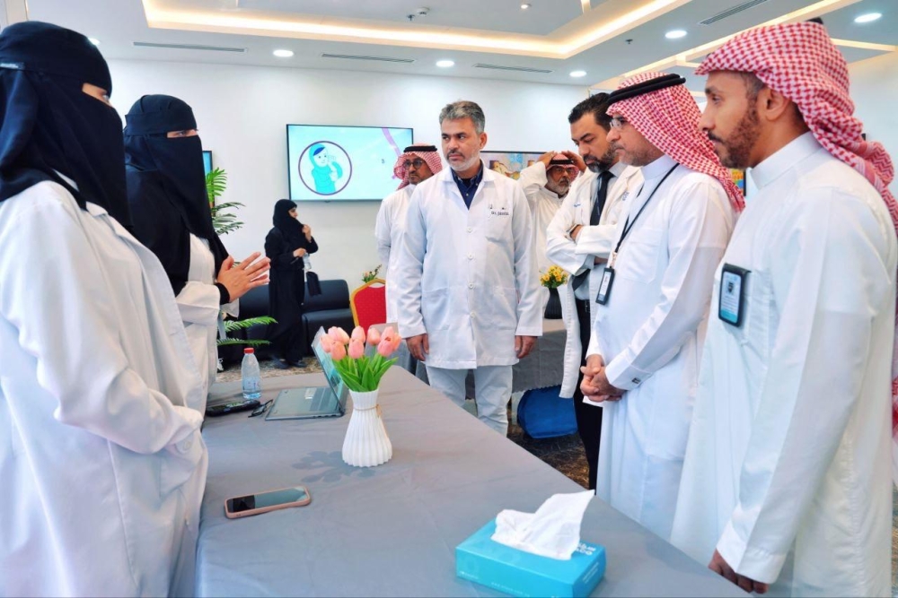 مختصون:-الحجامة-العشوائية-والوشم-أبرز-بوابات-التهاب-الكبد-الفيروسي.-والفحص-المبكر-ضرورة-–-عاجل