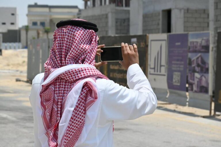 بلدية-الظهران-تكثف-الرقابة-على-المباني-قيد-الإنشاء 