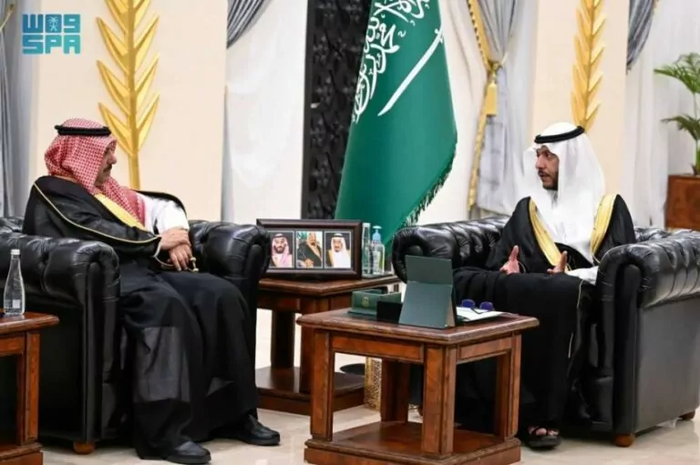 محافظ-الطائف-يستقبل-مدير-مكتب-وزارة-الرياضة-بالمحافظة