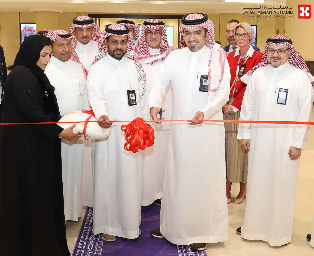 الرئيس-التنفيذي-لمجموعة-الدكتور-سليمان-الحبيب-الطبية-يفتتح-كلية-د.-سليمان-الحبيب-للمعرفة
