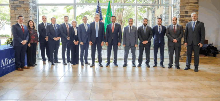 وزير-الصناعة-يناقش-نقل-تقنيات-استخراج-الليثيوم-مع-albemarle-الأمريكية