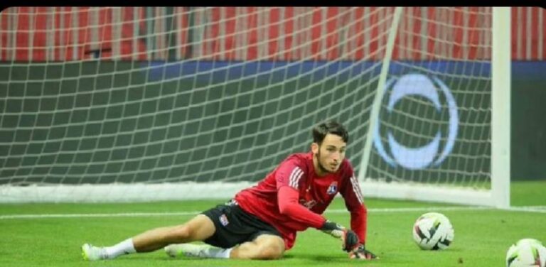 الهلال-يقترب-من-حسم-صفقة-حارس-مرمى-فرنسي
