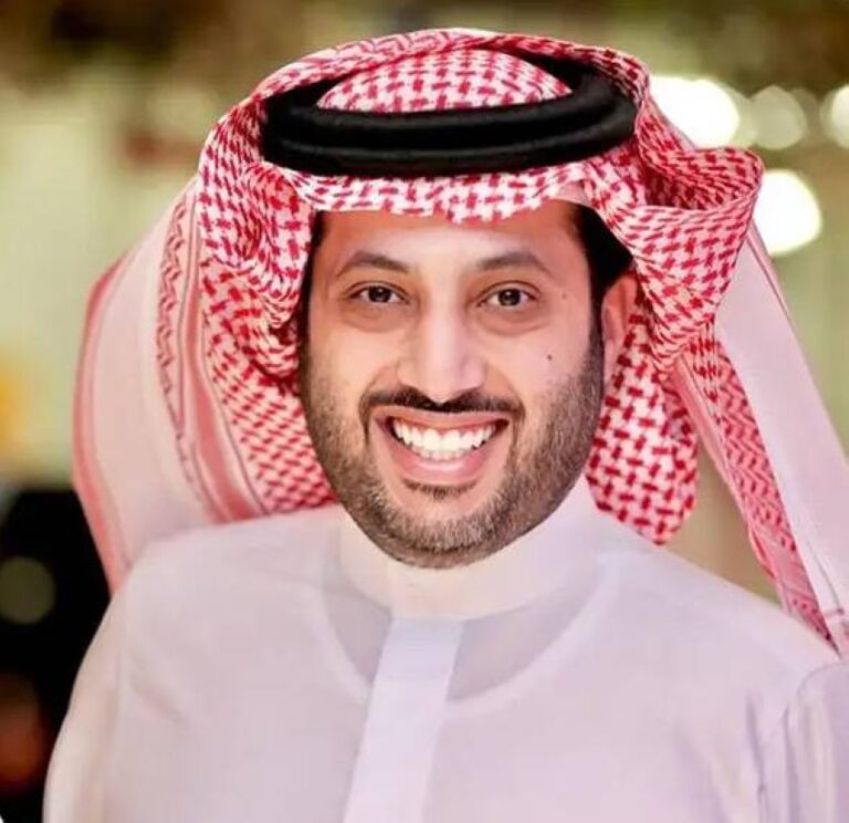 إقامة-نزالات-ضمن-فعالية-التدريبات-المفتوحة-قبيل-نزال-كانيلو-وكروفورد