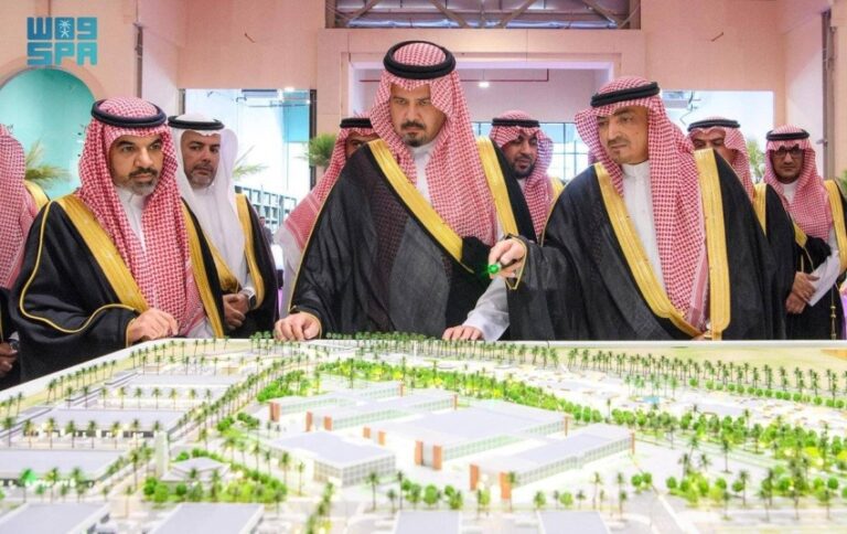 أمير-منطقة-المدينة-يُدشِّن-سوق-التمور-المركزي-ويرعى-ملتقى-ذات-نخل-للتمور-الفاخرة