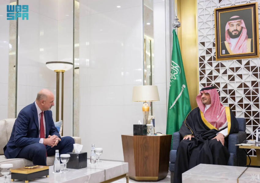 الأمير-عبدالعزيز-بن-سعود-يستقبل-سفير-أستراليا-لدى-المملكة