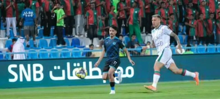 دور-ال-32.-الباطن-يطيح-بالاتفاق-في-أولى-مفاجآت-أغلى-الكؤوس