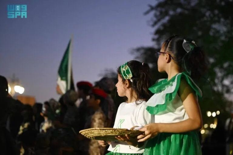جادة-الأمير-فهد-بن-سلطان-بتبوك-تحتضن-أبرز-فعاليات-الاحتفاء-باليوم-الوطني-الـ95