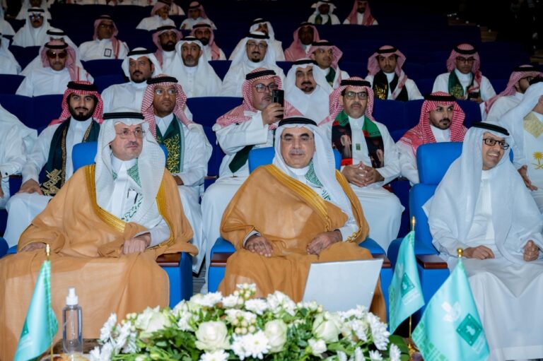 بالعرضة-السعودية.-منسوبو-أمانة-الشرقية-يحتفلون-باليوم-الوطني-95