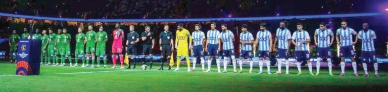 الأهلي-انشغل-بالاحتفالات-واستنزف-أمام-الهلال