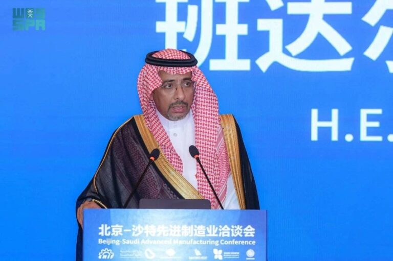 وزير-الصناعة-يشهد-توقيع-42-اتفاقية-استثمارية-خلال-مشاركته-في-ملتقى-الأعمال-السعودي-–-الصيني-ببكين