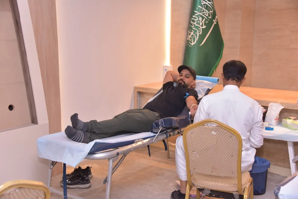 صور|-لفتة-وطنية.-أهالي-القطيف-يتبرعون-بدمائهم-احتفالاً-بالوطن-في-الرامس
