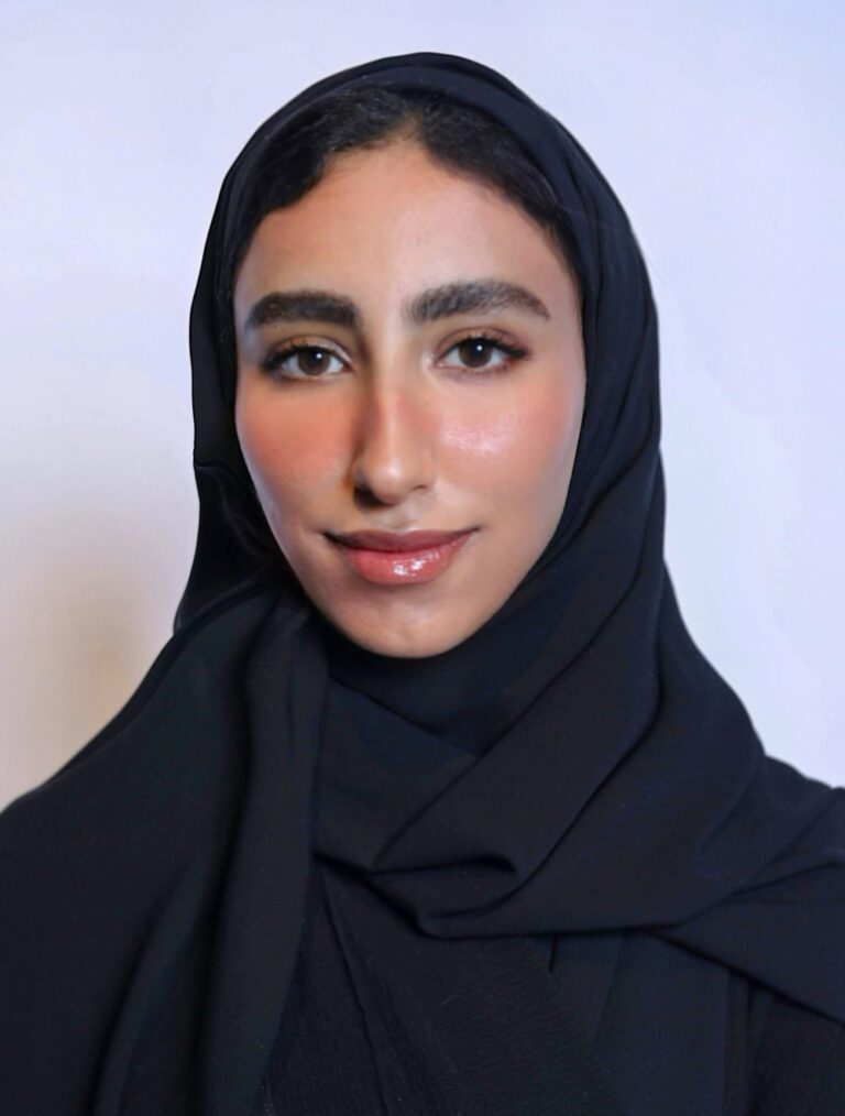 طلاب-جامعة-المؤسس يرسخون-ثقافة-الكشف-المبكر-والدعم-لمرضى-سرطان-الثدي