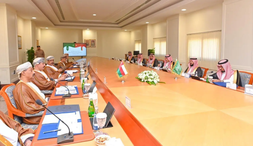 الودعاني-يرأس-وفد-وزارة-الداخلية-في-الاجتماع-السابع-عشر-لسلطات-الحدود-في-مسقط