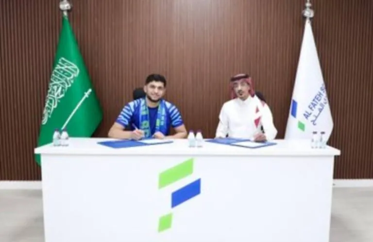 الفتح-يوقع-مع-العبدالمحسن-و-آل-خليف-لتقوية-اليد