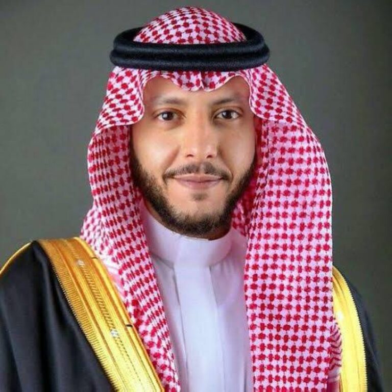 محافظ-الطائف-يعزي-أسرة-الزميل-سعيد-الزهراني