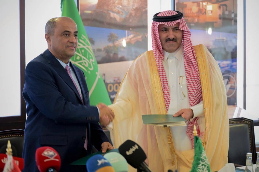 توقيع-اتفاقيتين-تنمويتين-ومذكرة-تعاون-بين-البرنامج-السعودي-والحكومة-اليمنية