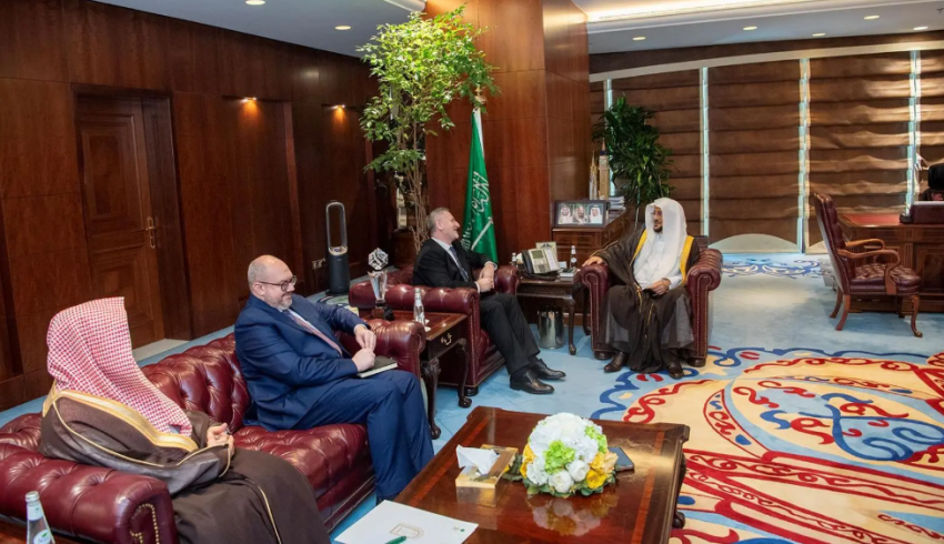 آل-الشيخ-وسفير-البوسنة-يبحثان-الموضوعات-ذات-الاهتمام-المشترك