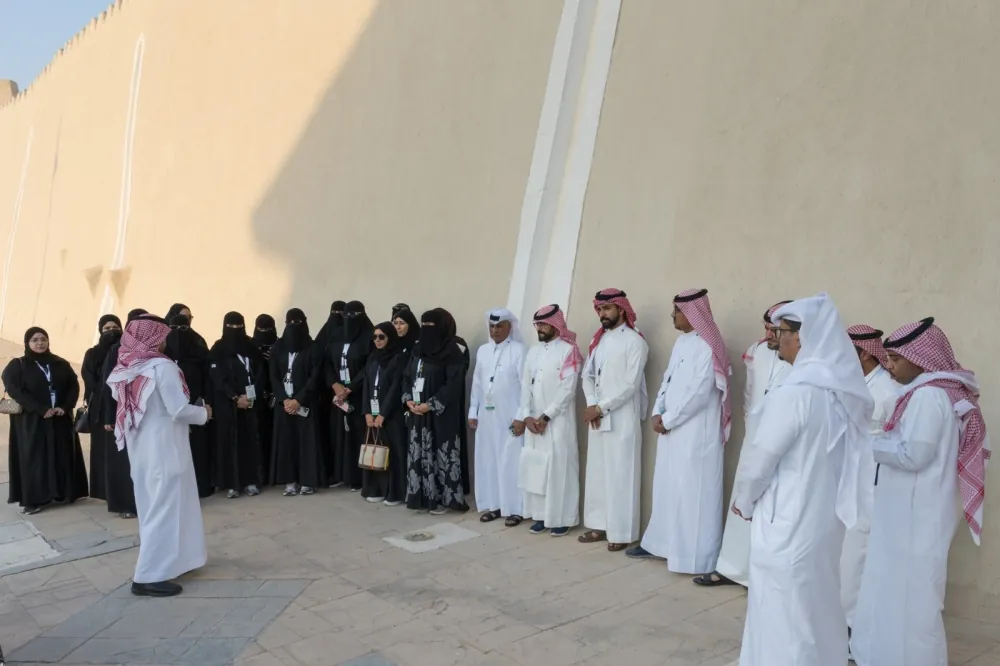 في-مسارات-تاريخية-وريفية-وترفيهية.-تدريب-المرشدين-السياحيين-بالأحساء