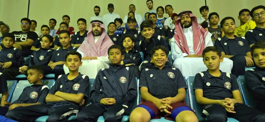 الرئيس-التنفيذي-للاتحاد-السعودي-للسباحة-يزور-نادي-العدالة