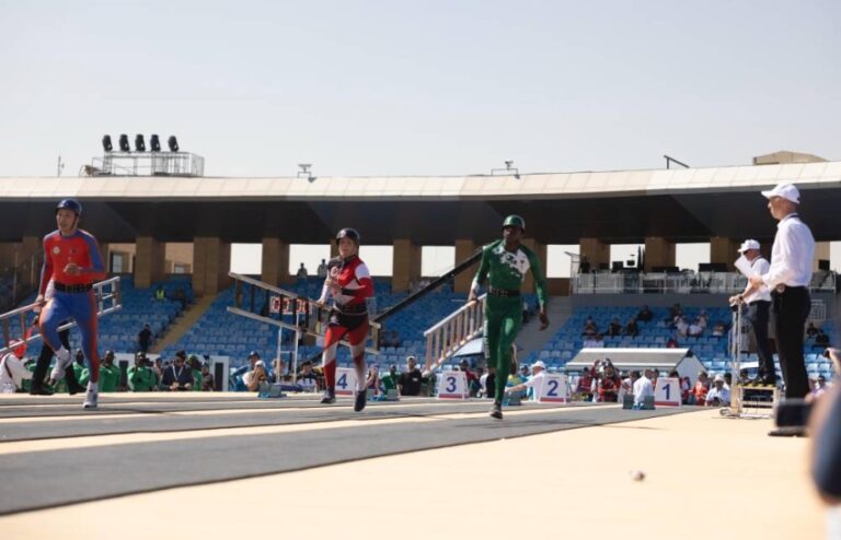 انطلاق-منافسات-بطولة-العالم-لرياضة-الإطفاء-والإنقاذ-بسباق-تسلق-البرج-بالسلالم